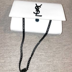 Saint Laurent Cross body SOLD OUT EVERYWHERE!!